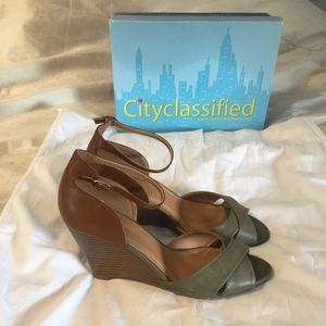 NIB Brand New Colorblock Wedges